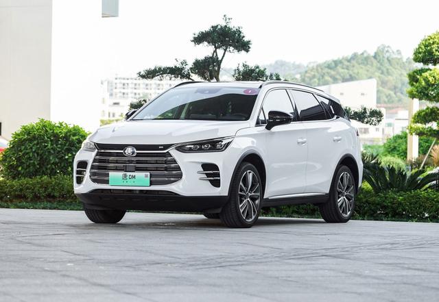 奔驰版“唐DM”，售价近30万，3月就卖700台，问题出在哪